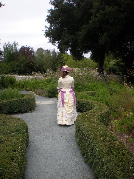 GBACG Tissot Bustle Picnic 2013 June 22. Photo by Vivien Lee