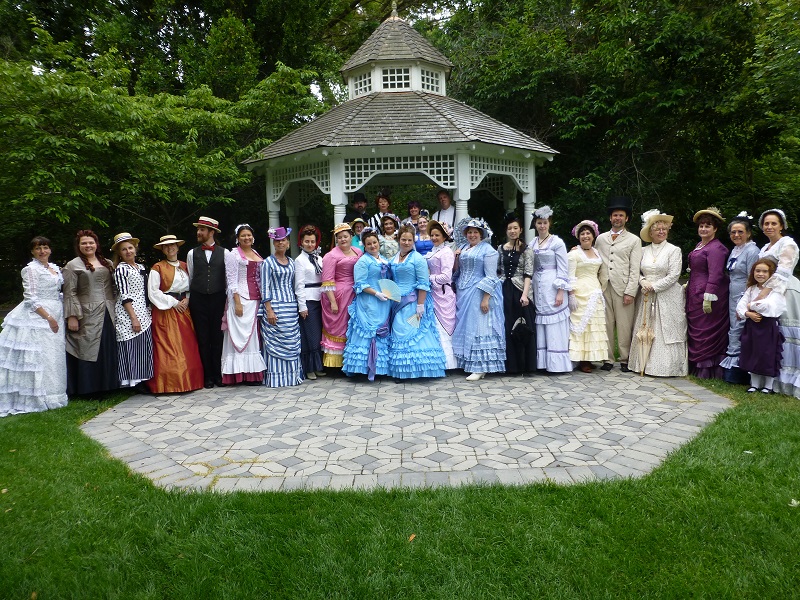 GBACG Tissot Bustle Picnic 2013 June 22. Photo by Noelle Paduan