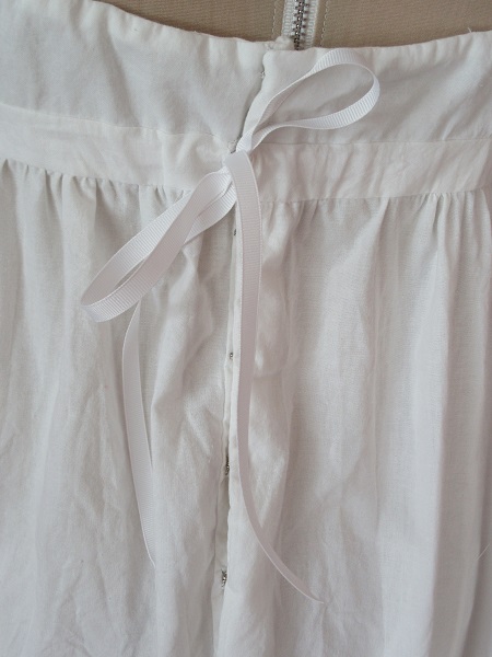Reproduction Regency Bodiced Petticoat Back Detail. La Mode Bagatelle Regency Wardrobe