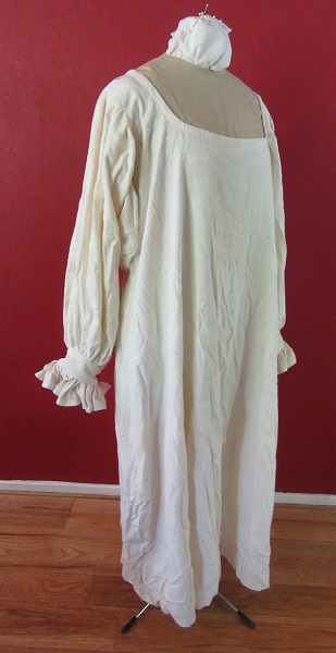 1500s Reproduction linen shirt smock Right 3/4 View