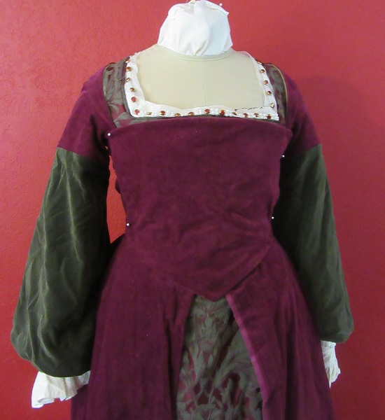 1500s Reproduction Henrician Olive and Burgandy Lady's Gown Tudor Bodice Front