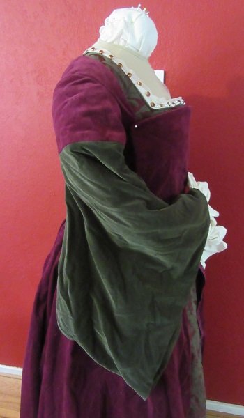 1500s Reproduction Henrician Olive and Burgandy Lady's Gown Tudor Belt Right Sleeve