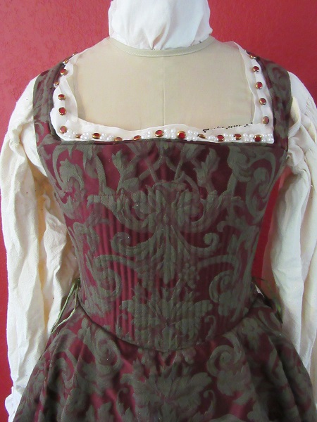 1500s Reproduction Olive and Burgandy Tudor Kirtle Front Bodice