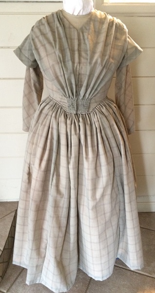 1840s Reproduction Fan Front Beige Plaid Daydress Front