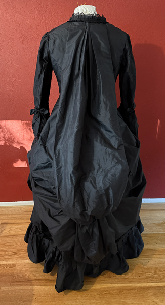 1870s Reproduction Black Watteau Silk Bodice Back.